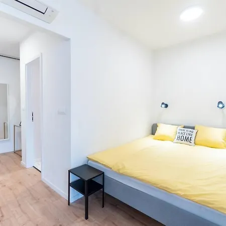 Apartman Mar Vartalak *