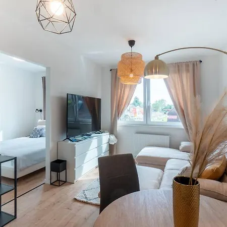 Mar Vartalak Apartment